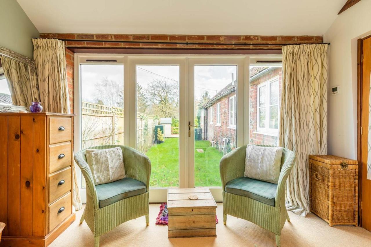 Burgh and Tuttington Host & Stay - Woodfalls Barn מראה חיצוני תמונה
