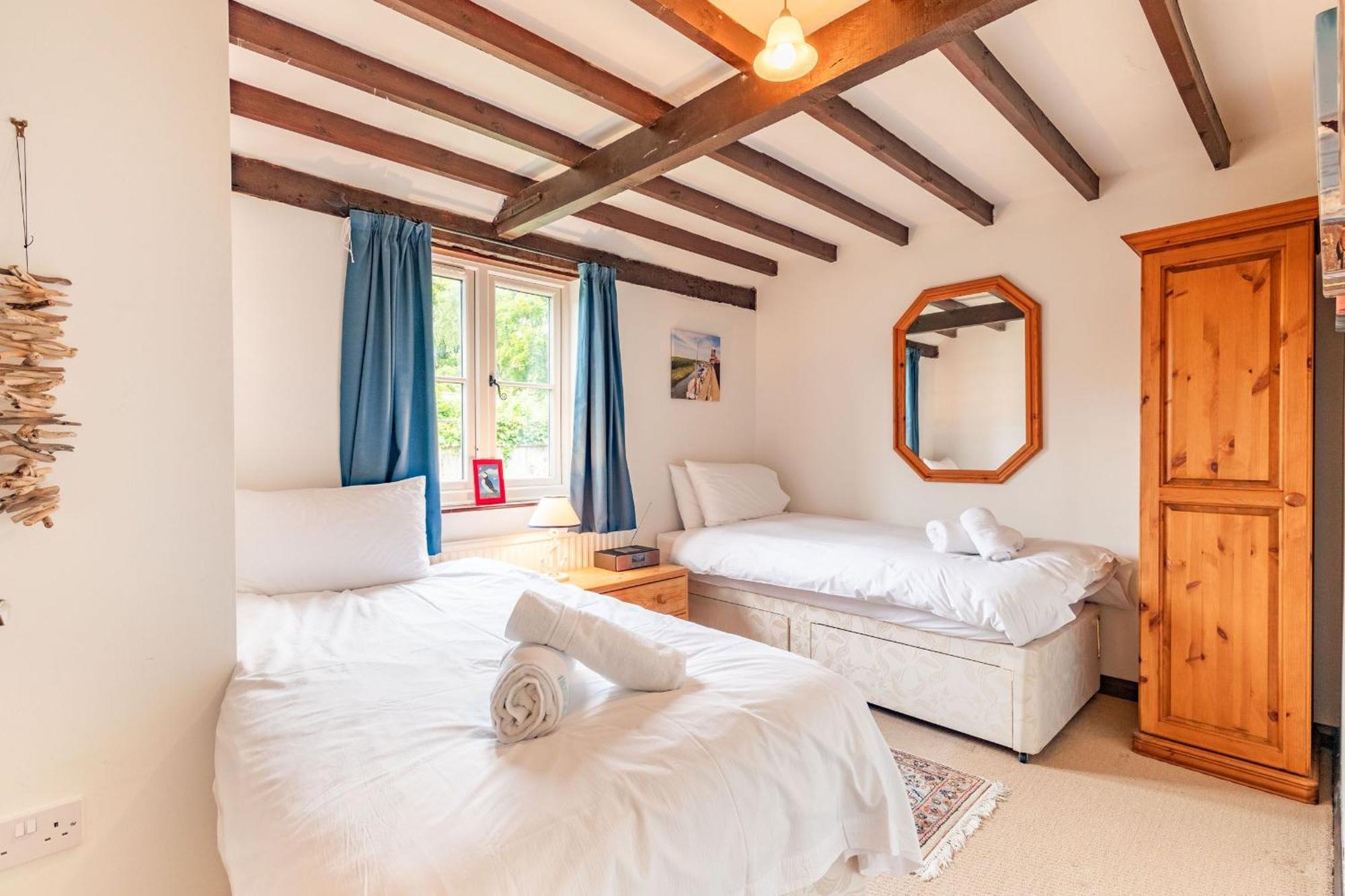 Burgh and Tuttington Host & Stay - Woodfalls Barn מראה חיצוני תמונה